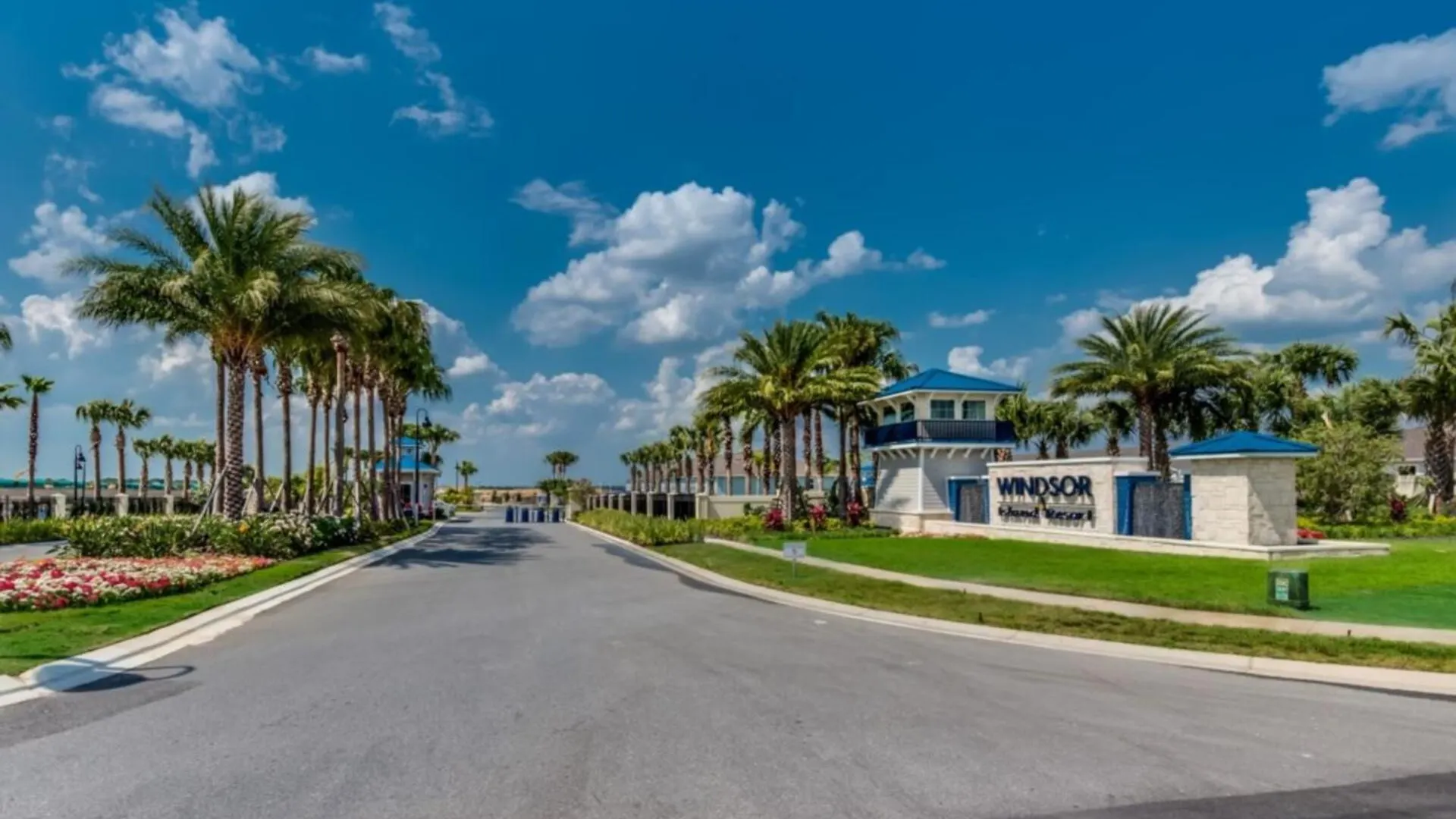Modern Oasis: 7 Bedroom Villa Near The Beach 6324 Davenport