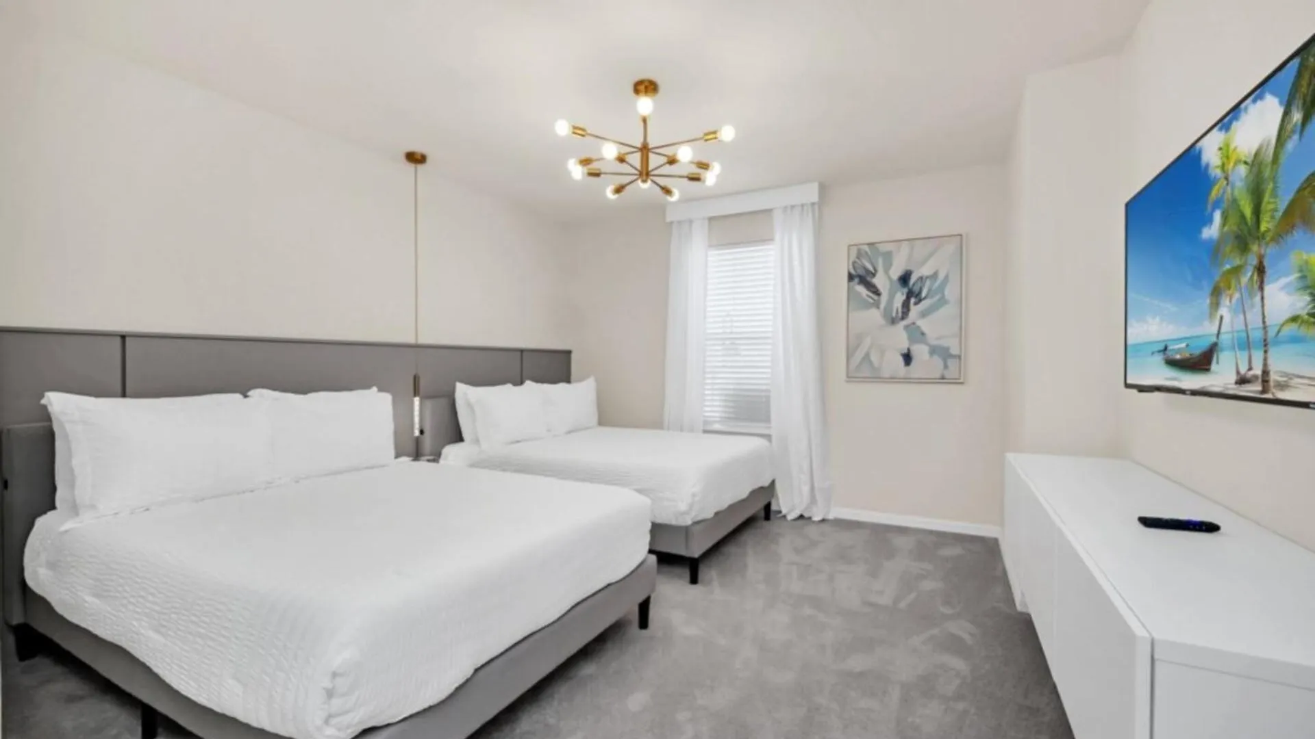 Modern Oasis: 7 Bedroom Villa Near The Beach 6324 Davenport