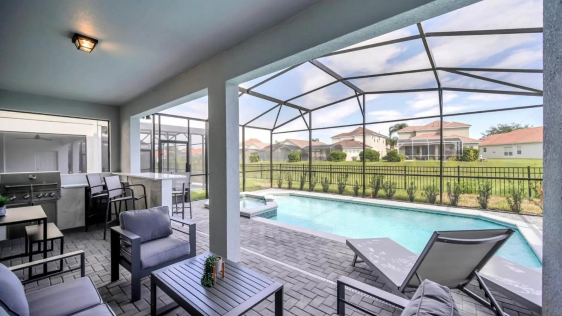 Modern Oasis: 7 Bedroom Villa Near The Beach 6324 Davenport
