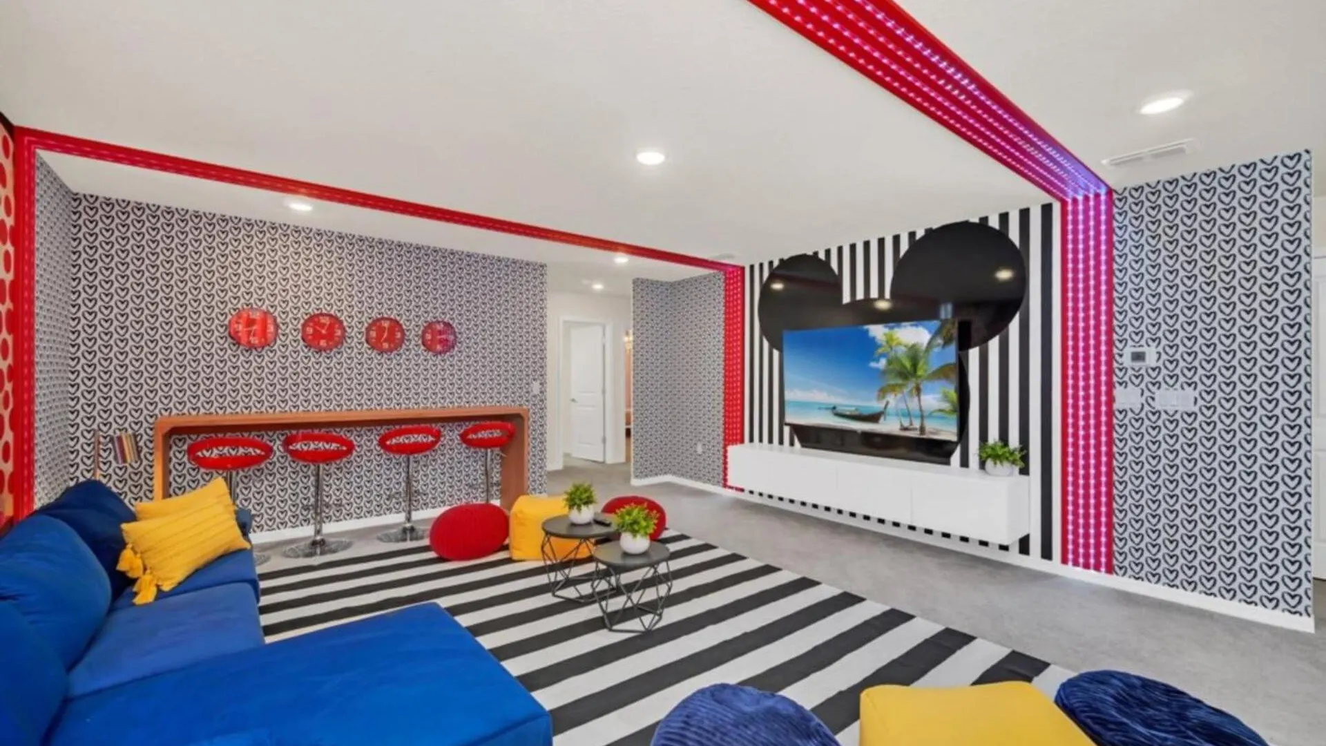 Modern Oasis: 7 Bedroom Villa Near The Beach 6324 Davenport
